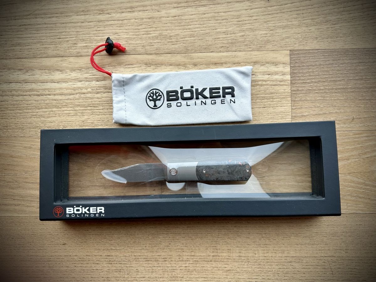 Accessori: Böker Damast Jahresmesser 2024 – Nuovo e nell'imballaggio originale da Obersteckholz venduto da RenMor