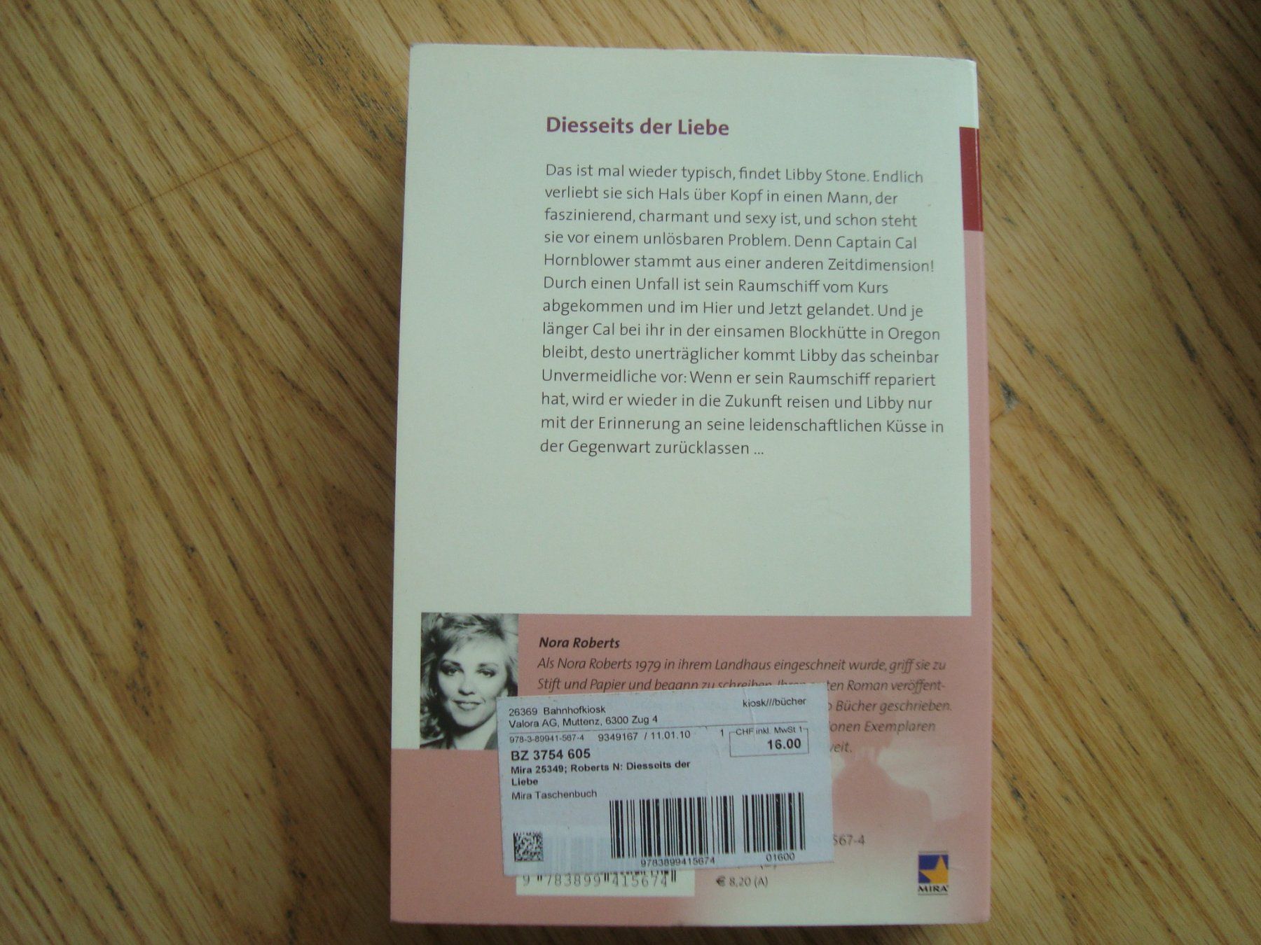 Libri: Nora Roberts (3 Bücher) – Usato da Aesch LU venduto da wysshan 2