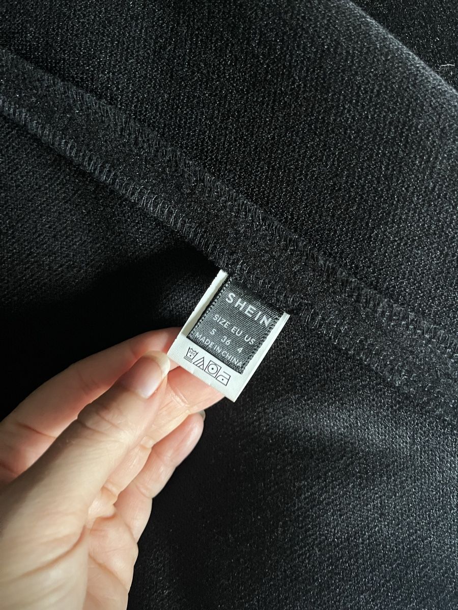 Altro in Moda donna: Cape schwarz Zweireiher – Usato da Küssnacht am Rigi venduto da lus_g9xw 3