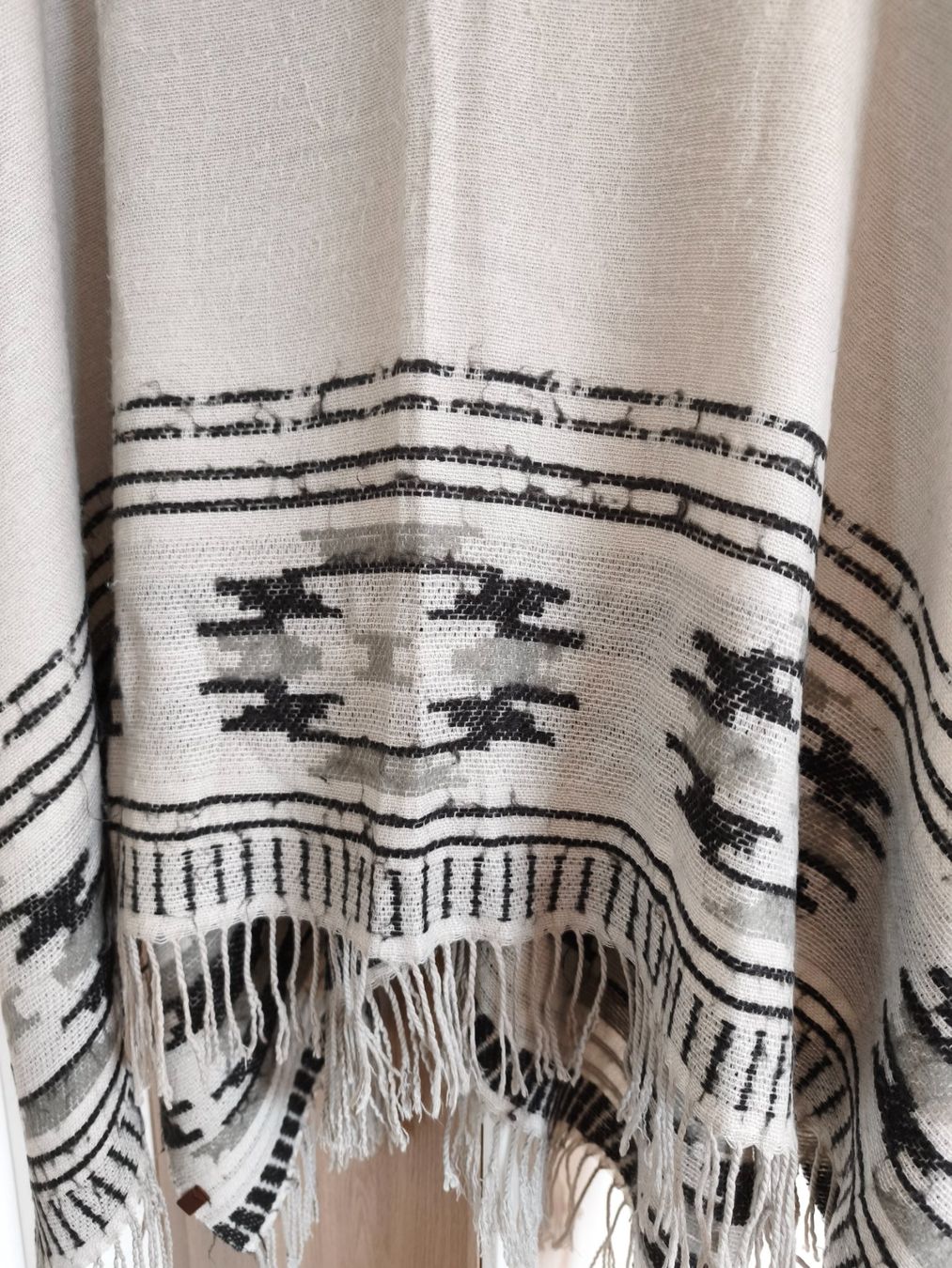 Altro in Moda donna: Roots Canada Poncho – Usato da Niederrohrdorf venduto da yan_zkz6 2