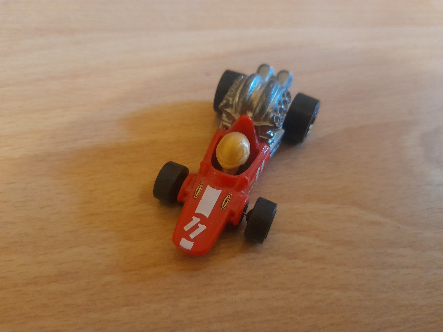 Hot Wheels Modellini d'auto: Hot Wheels Head Starter Rennwagen – Usato da Lustmühle venduto da chevi03