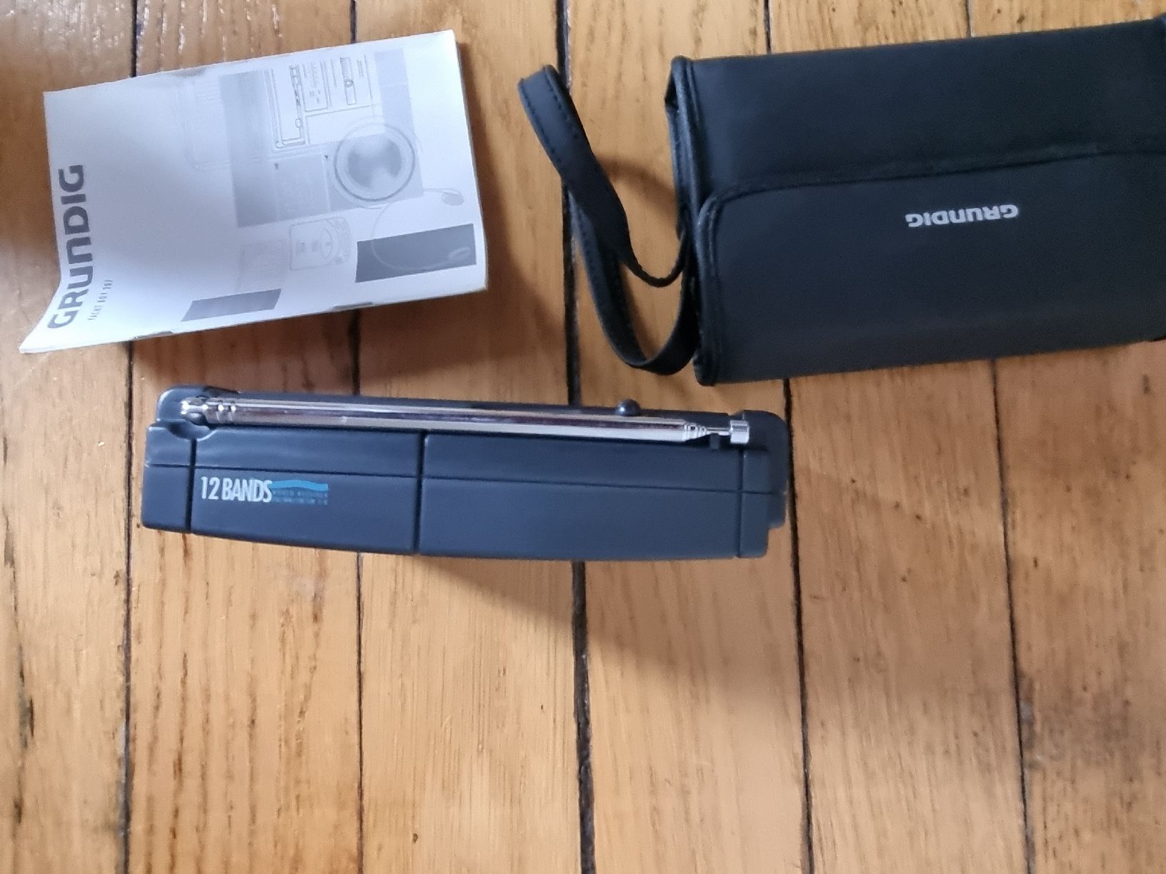 Grundig Radio: Grundig Radio – Usato da Schaffhausen venduto da Leveron13 2