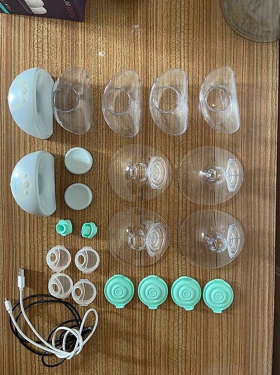 Accessori per l’allattamento: Elvie Doppelmilchpumpe  – Usato da Zürich venduto da lei_5hyj 2