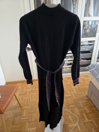 Robe Pull Noire Élégante avec Ceinture ✨ Taille 38/40