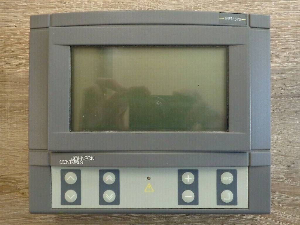 Componenti elettronici: Johnson Controls LCD Display DT-9100-8004 – Usato da Schwanden-Brienz venduto da Belvedere_