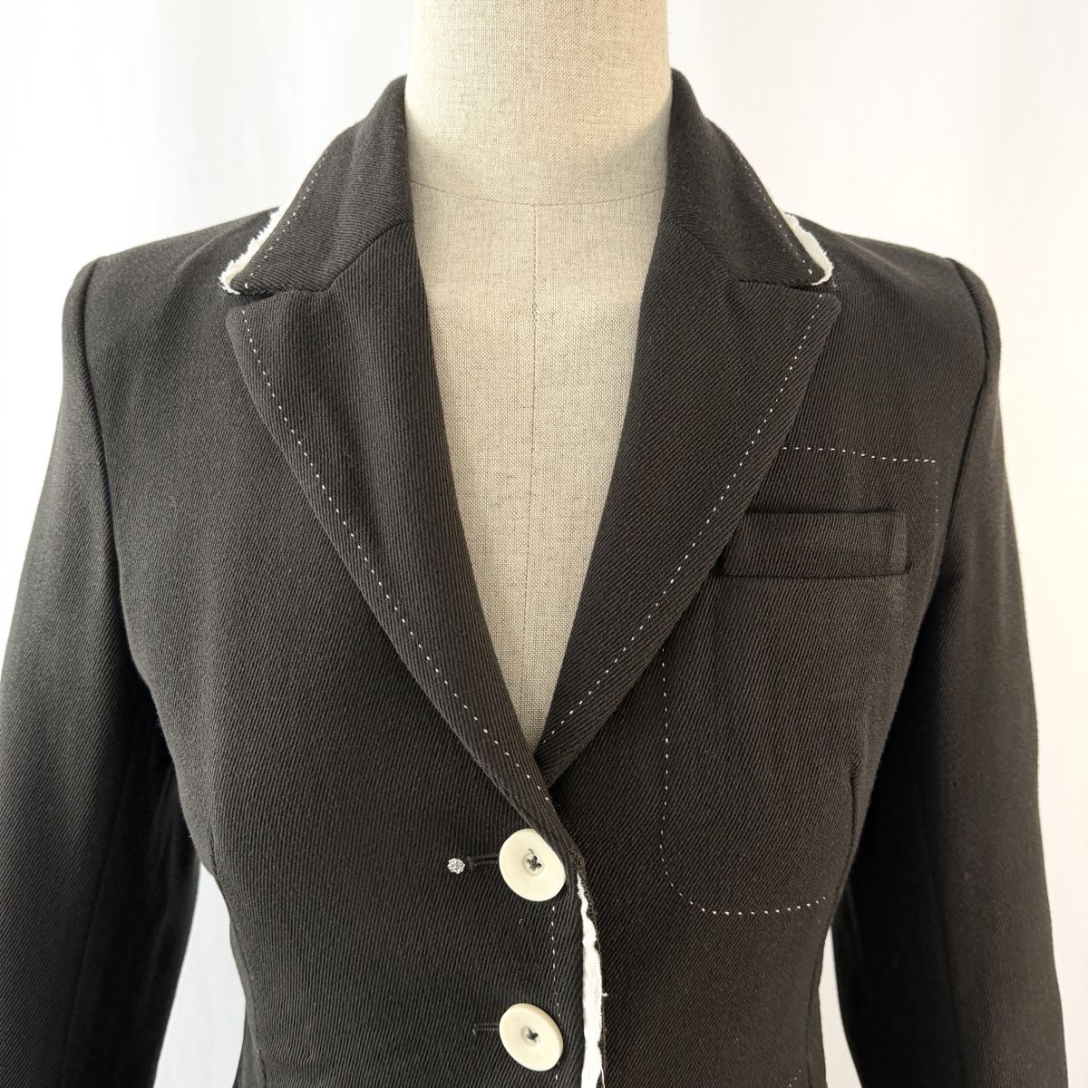 High Giacche: HIGH Everyday Couture Wool Jacket – Nuovo (secondo la descrizione) da Emmen venduto da AVVIIVVA_Store 1
