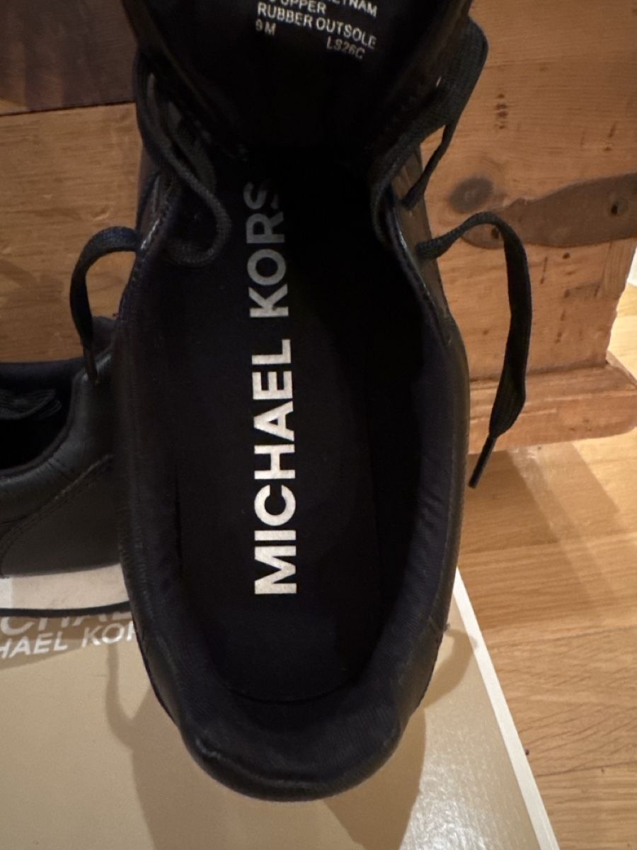 Michael Kors Scarpe da donna: Michael Kors Sneaker schwarz Gr. 39 – Nuovo (secondo la descrizione) da Mauren venduto da Duc_93 5