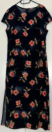 Robe imprimé floral taille 40 bon état