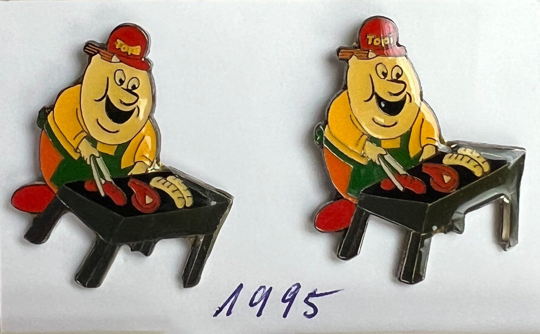 Placchette & Badge: Pins "Grillmeister Topi" - 2 Stk. – Nuovo (secondo la descrizione) da Winterthur venduto da Green-Future 1