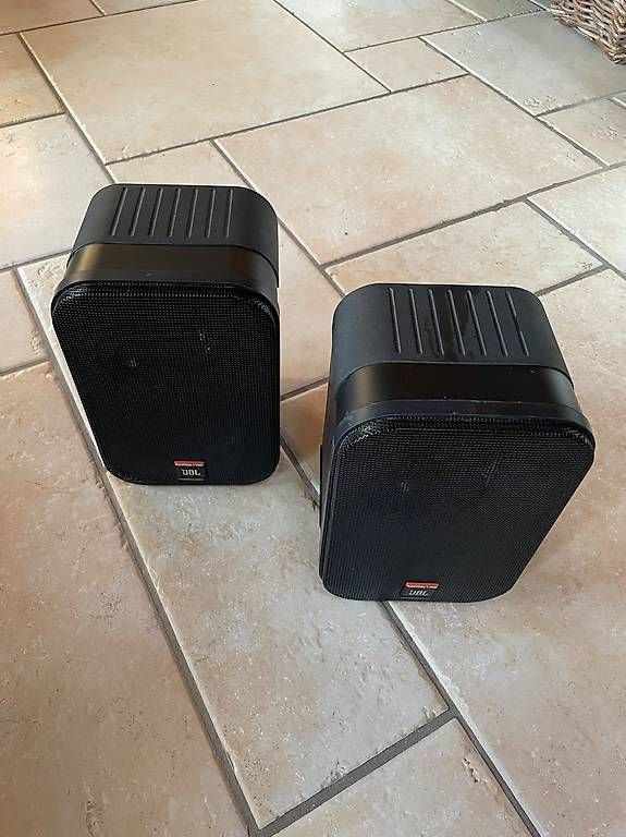 JBL Lautsprecher: JBL CONTROL 1 Pro (1 paire) – Gebraucht aus Estavayer-le-Lac von Zebulong