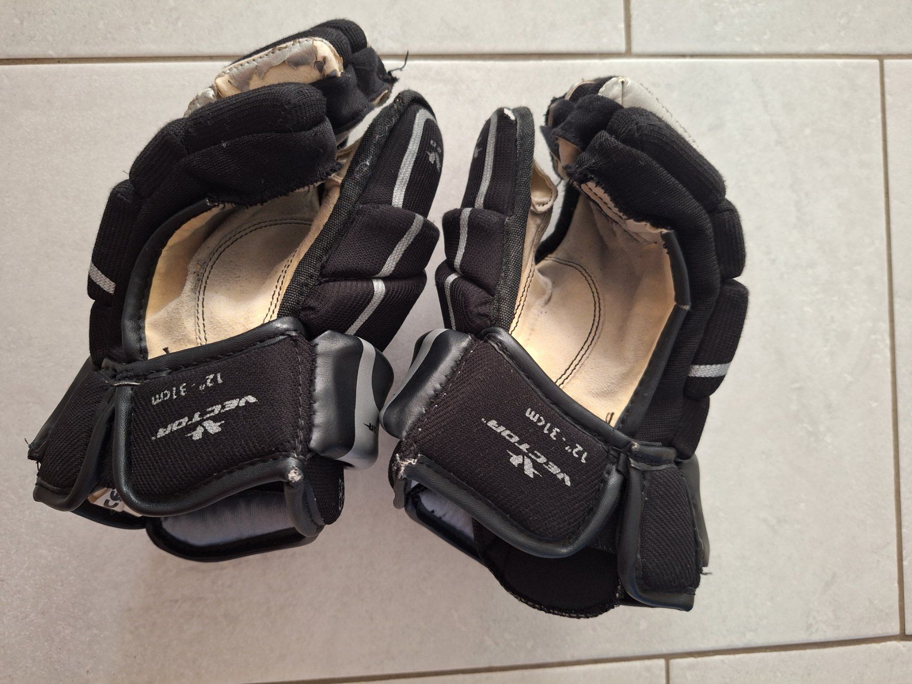 Ccm Gants: Eishockey Handschuhe – D'occasion à Wegenstetten par mcfly321 1