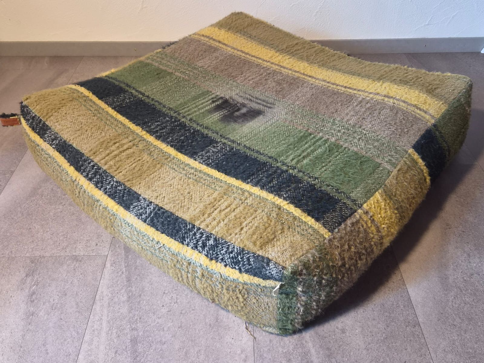 Liege- & Schlafplätze: Hundebett Cube Tartan Green von CLOUD7 – Gebraucht aus Pfäffikon SZ von Gschmois26 1