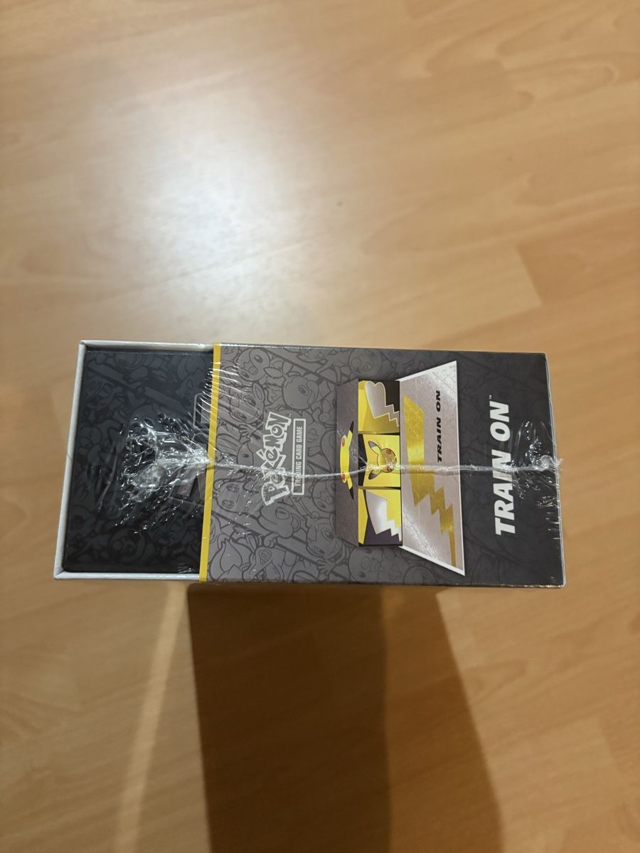 Pokémon Carte collezionabili: Pokemon Celebrations UPC English – Nuovo e nell'imballaggio originale da solothurn venduto da janicklg 3