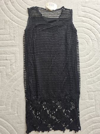 Robe d'été noire en dentelle ajourée - Taille M/L neuve
