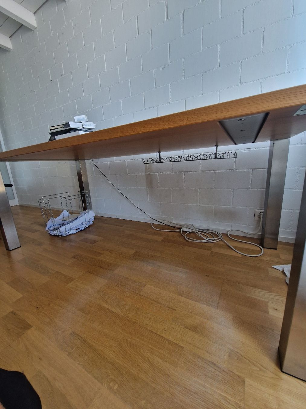 Tables: Massiv Eichenholz Bürotisch – D'occasion à Brütten par laurin-guidon 2