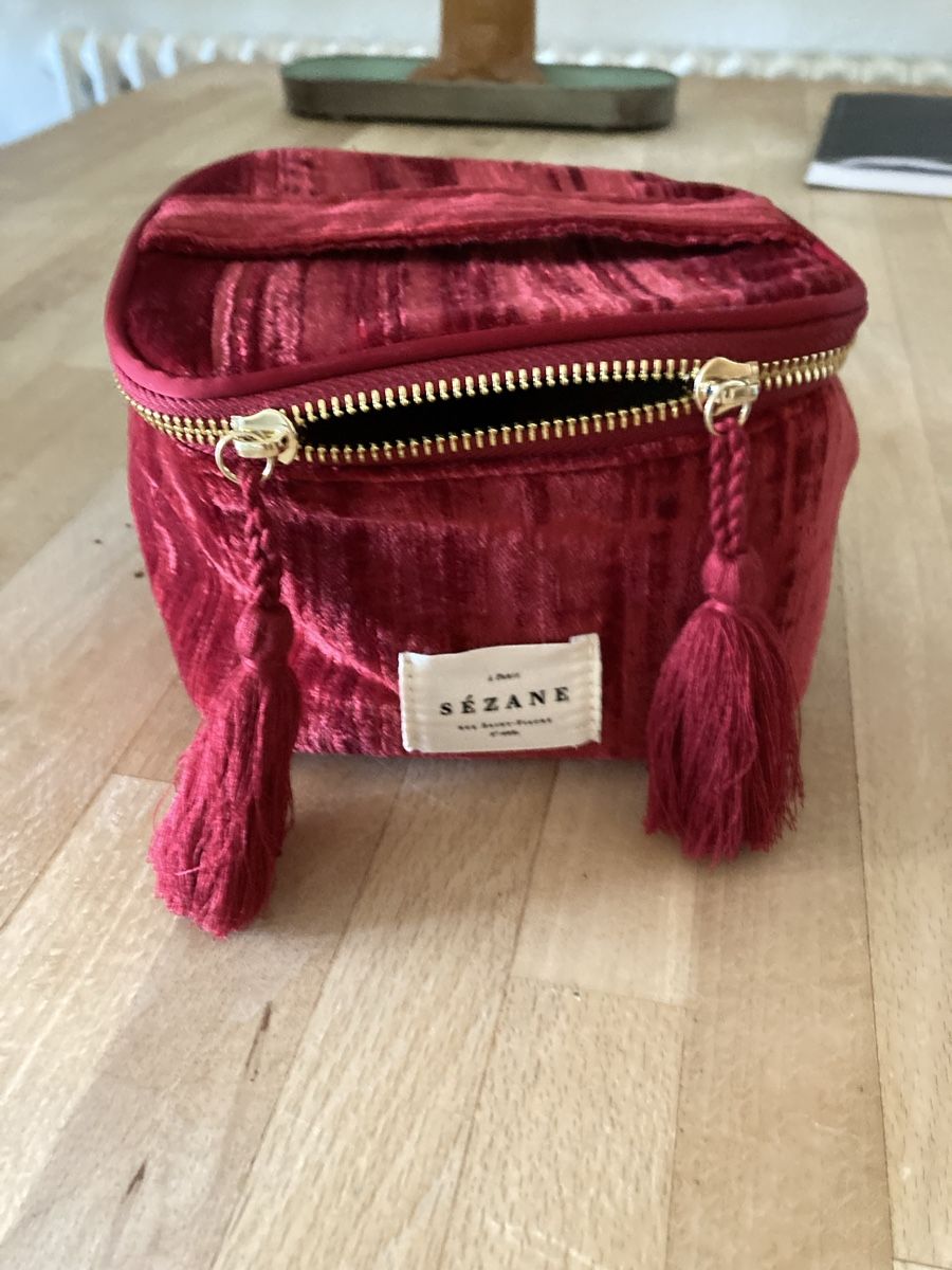 Sezane Kosmetikkoffer: Kosmetik Täschchen von Sezane – Gebraucht aus Schaffhausen von christamawe 1