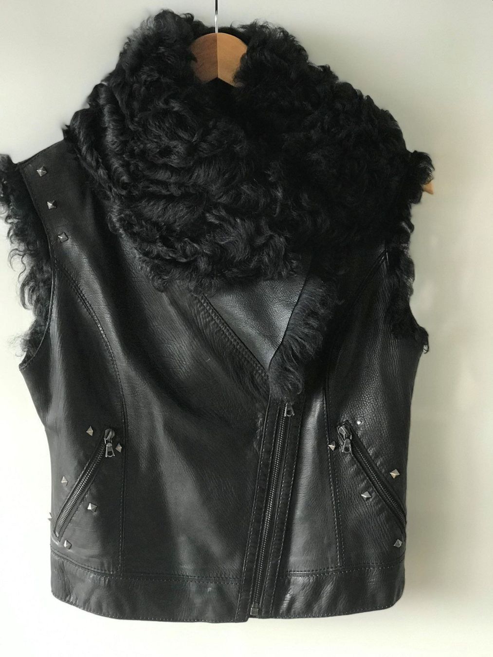 Gilet & Giacche senza maniche: Ventcouvert gilet  FR 38 – Usato da La Croix (Lutry) venduto da fashionclub01