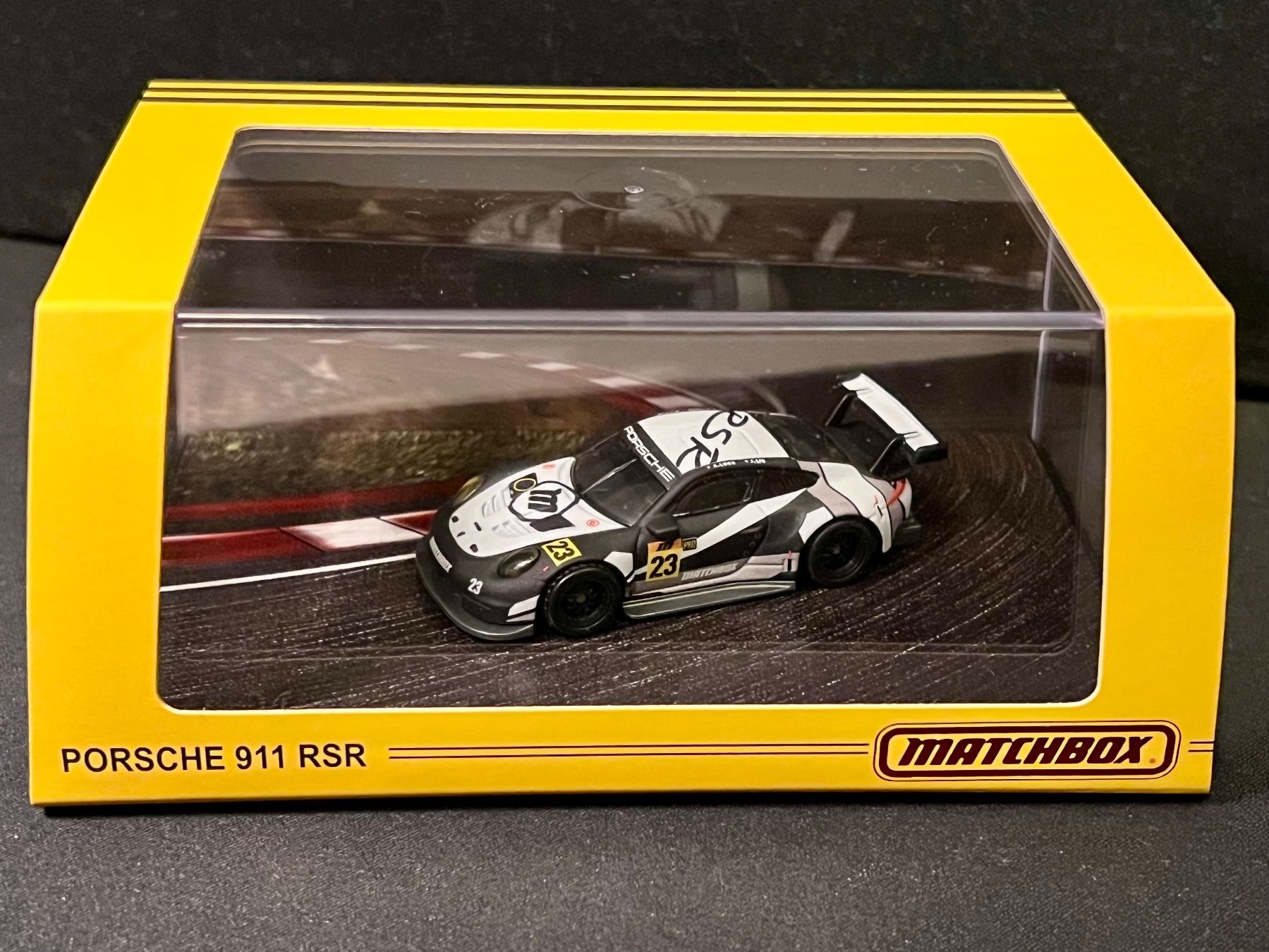 Matchbox Modellautos: Matchbox Porsche 911 RSR LIMITED – Neu und originalverpackt aus Rümlang von Wantedjoe