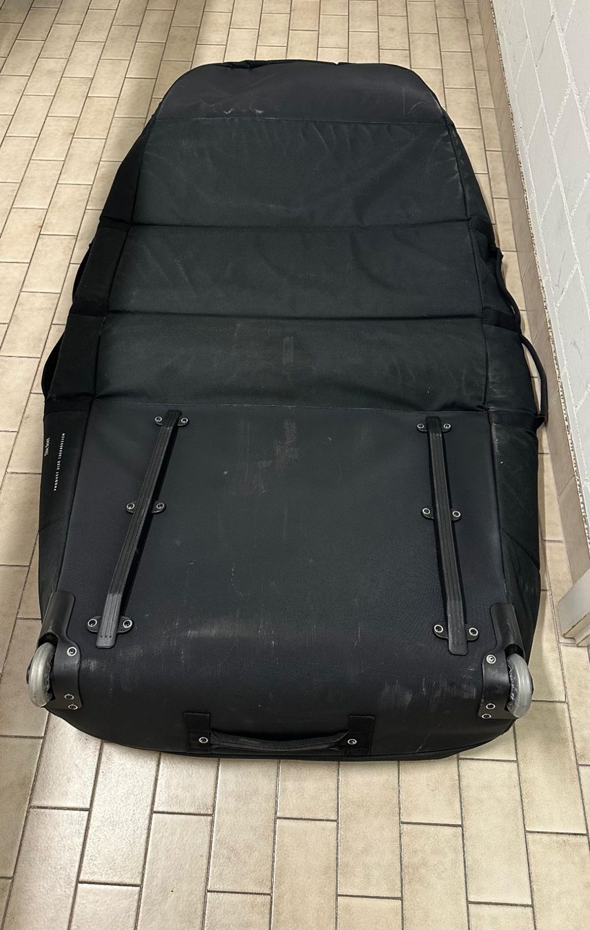 Borse: Manera Wingfoil Bag Wheels – Usato da Arosa venduto da Fara8 4