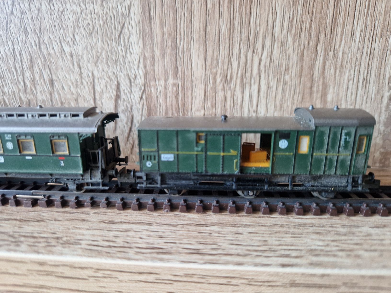 Fleischmann Modelleisenbahnen: 4 wagons allemands  – Gebraucht aus Neuchâtel von allen07 1