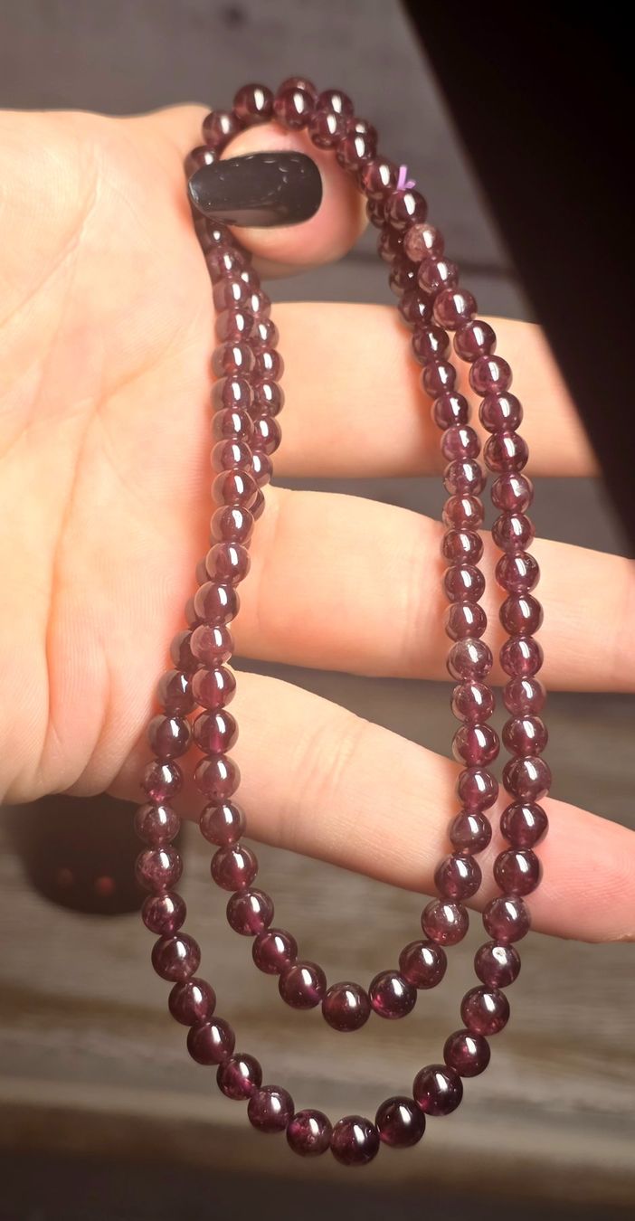 Minerali & Pietre curative: Sternenlicht Granat Halskette – Nuovo e nell'imballaggio originale da Matzingen venduto da Shay_Crystalz