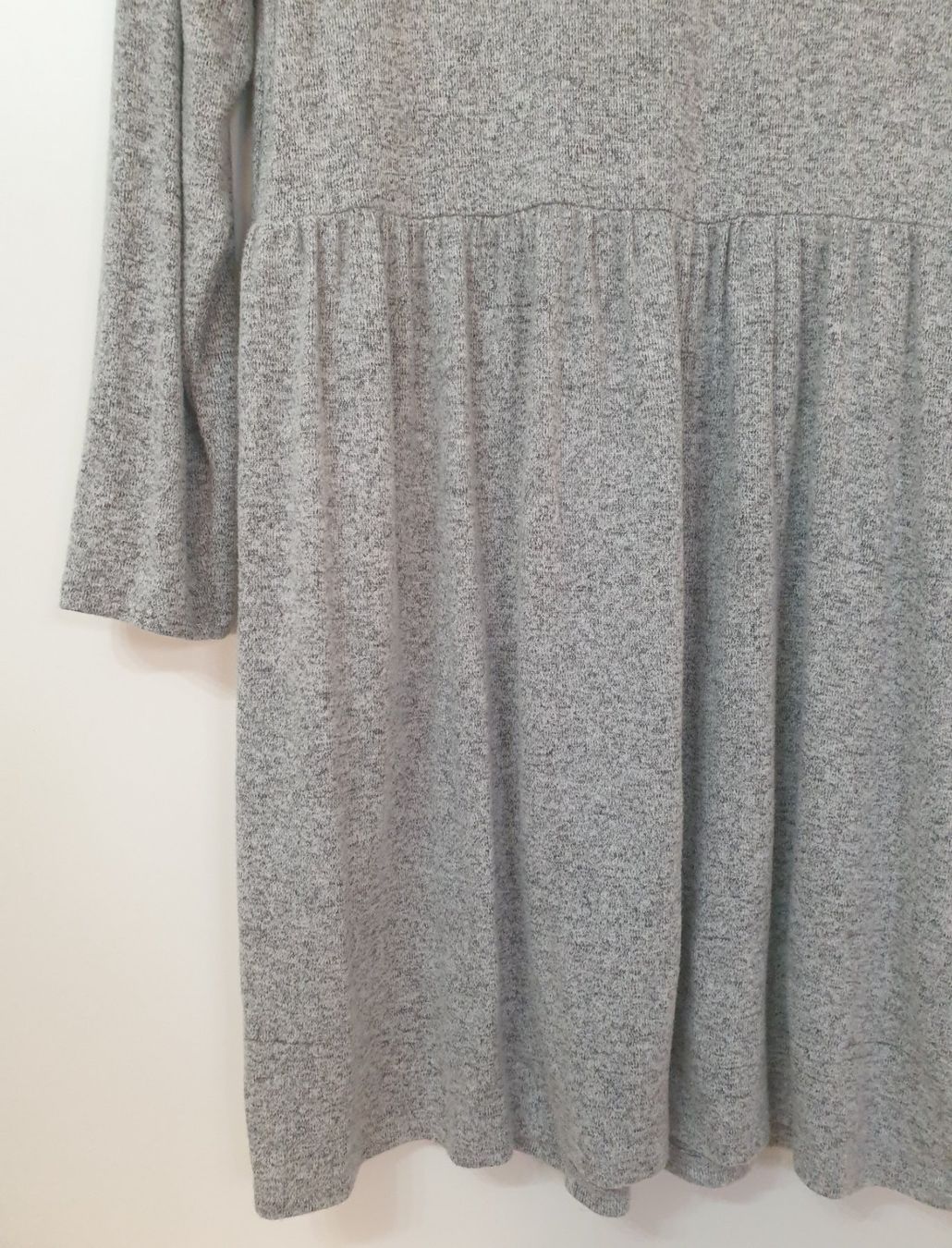 C&A Vestiti: C&A Damen Kleid Grösse M grau – Usato da Oetwil an der Limmat venduto da dhantal 5