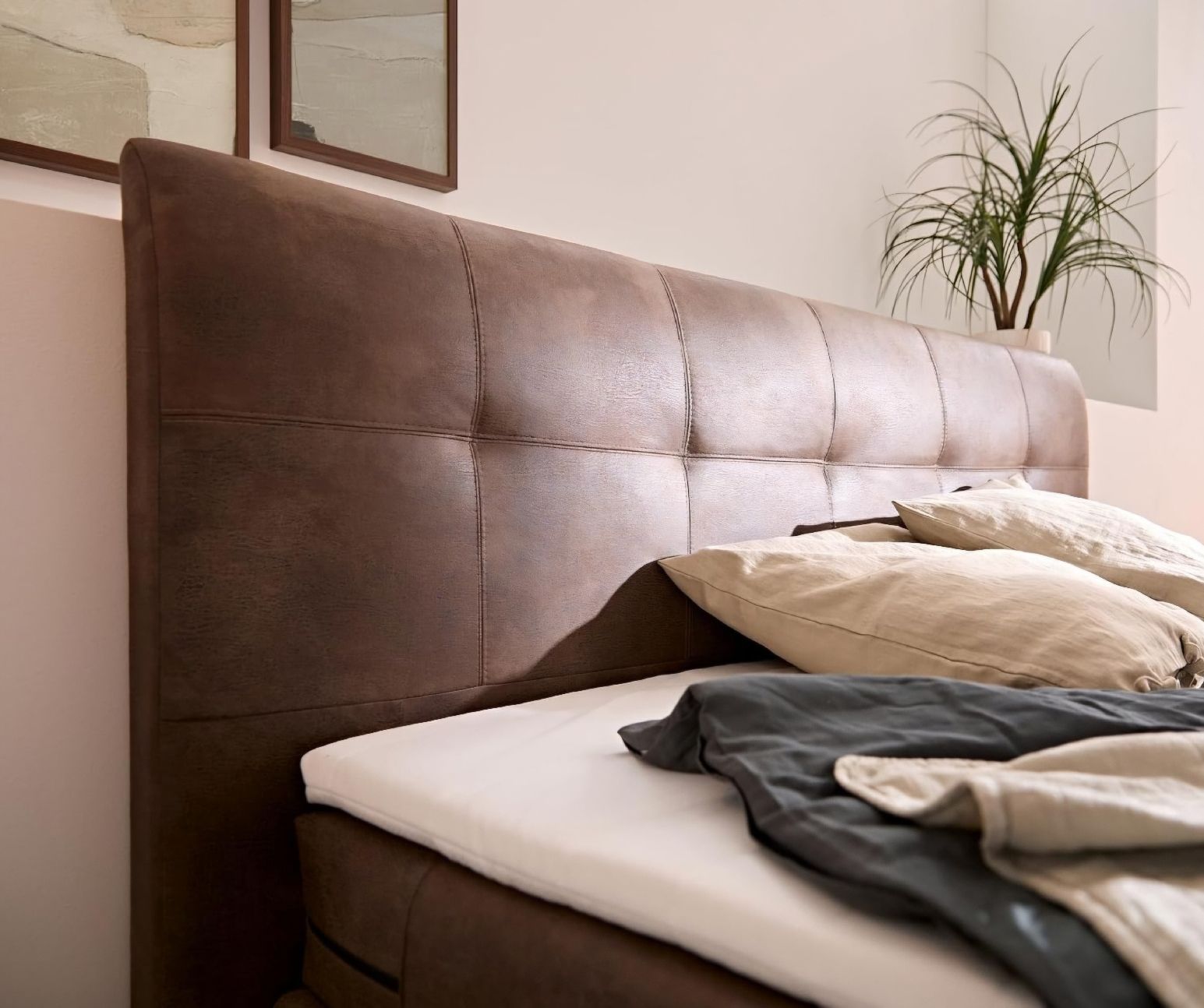 Letti: Boxspringbett 180x200cm mit Bettkasten – Usato da Bettingen venduto da bebbels01 3