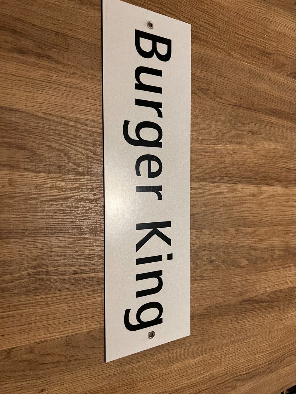 Schilder: Burger King Schild Werbung vertikal weiss – Gebraucht aus Volketswil von Lootington_Post