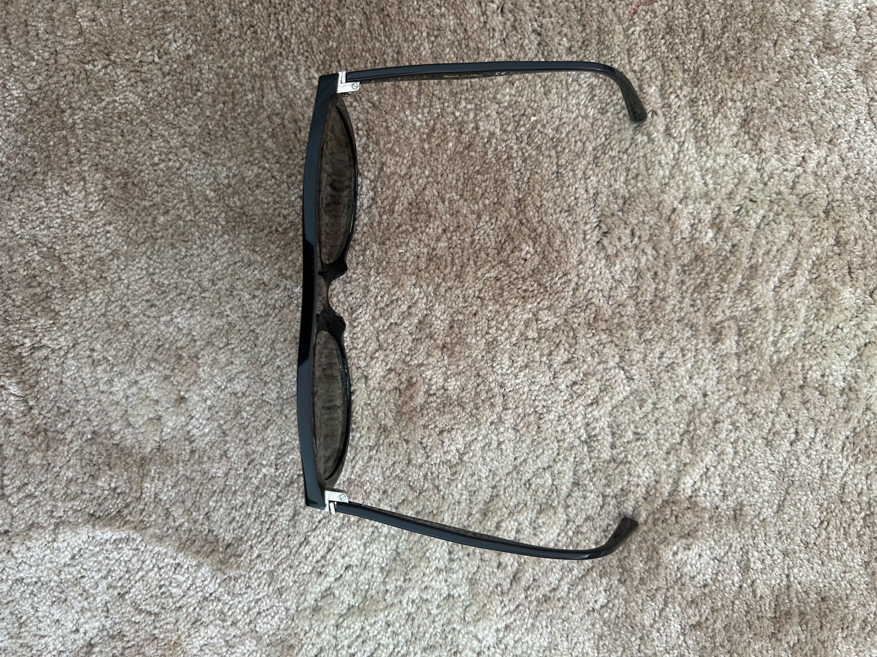 Celine Lunettes & Verres: Celine Sunglasses with Case – D'occasion à Herrliberg par SAY10 9