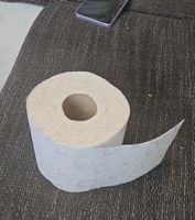 Toilettenpapier Rolle gebraucht