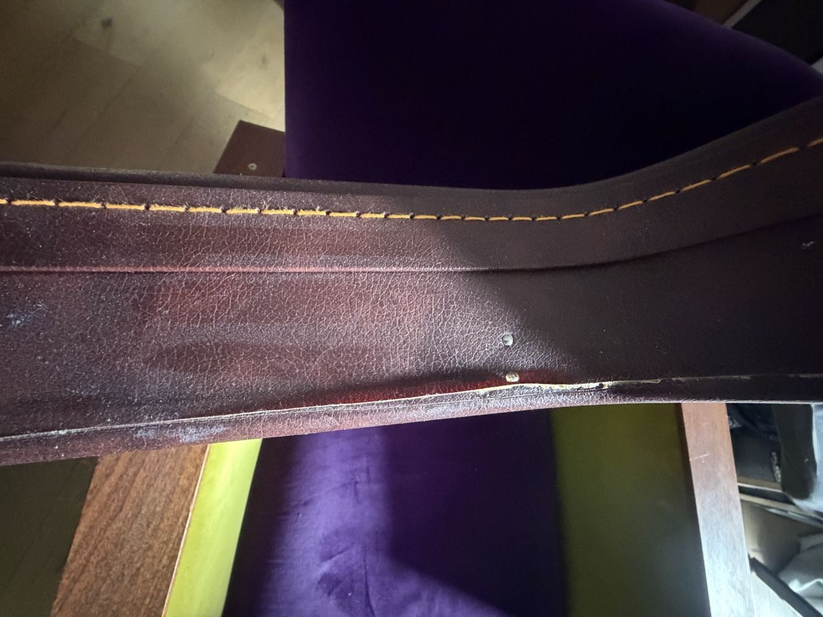 Strumenti musicali: 2 étui guitare rigide cuir – Usato da Corbeyrier venduto da ant_2r6l 5