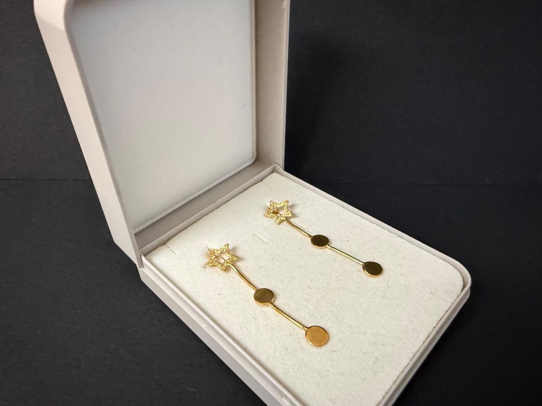 Orecchini pendenti & Orecchini a lobo: Gold Ohrstecker 750, 18K – Usato da Spiegel b. Bern venduto da Rogger72 2