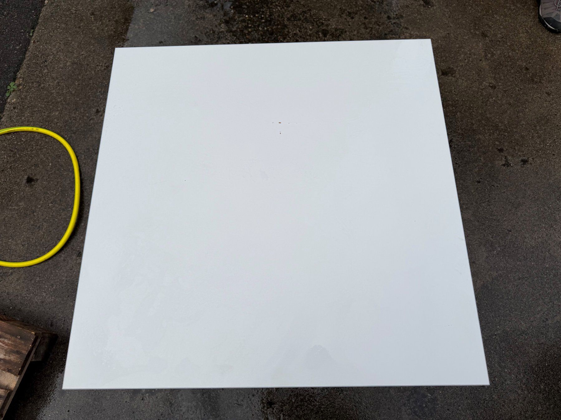Tische: Quadratischer Tisch – Gebraucht aus Dürnten von jungfarmer10 2