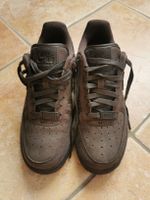 Baskets Nike Air Force 1 Low Premium, cuir, 38. État neuf