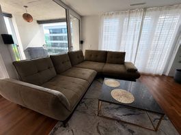 Wohnlandschaft / grosses Ecksofa in grün