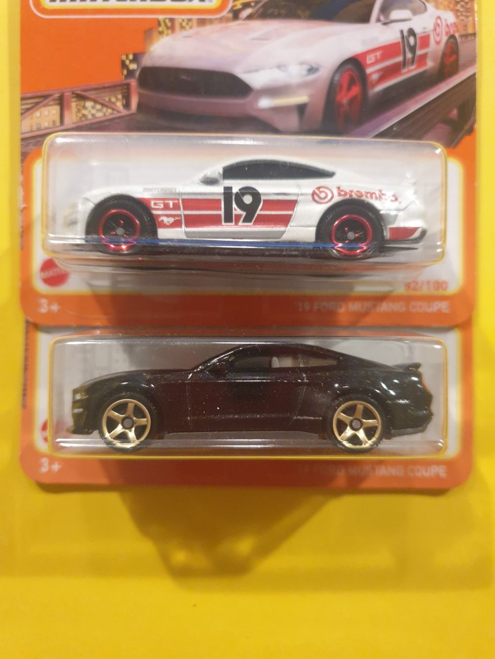 Matchbox Modellini d'auto: 2 x Matchbox '19 FORD MUSTANG COUPÉ – Nuovo e nell'imballaggio originale da Oftringen venduto da Rotor 1