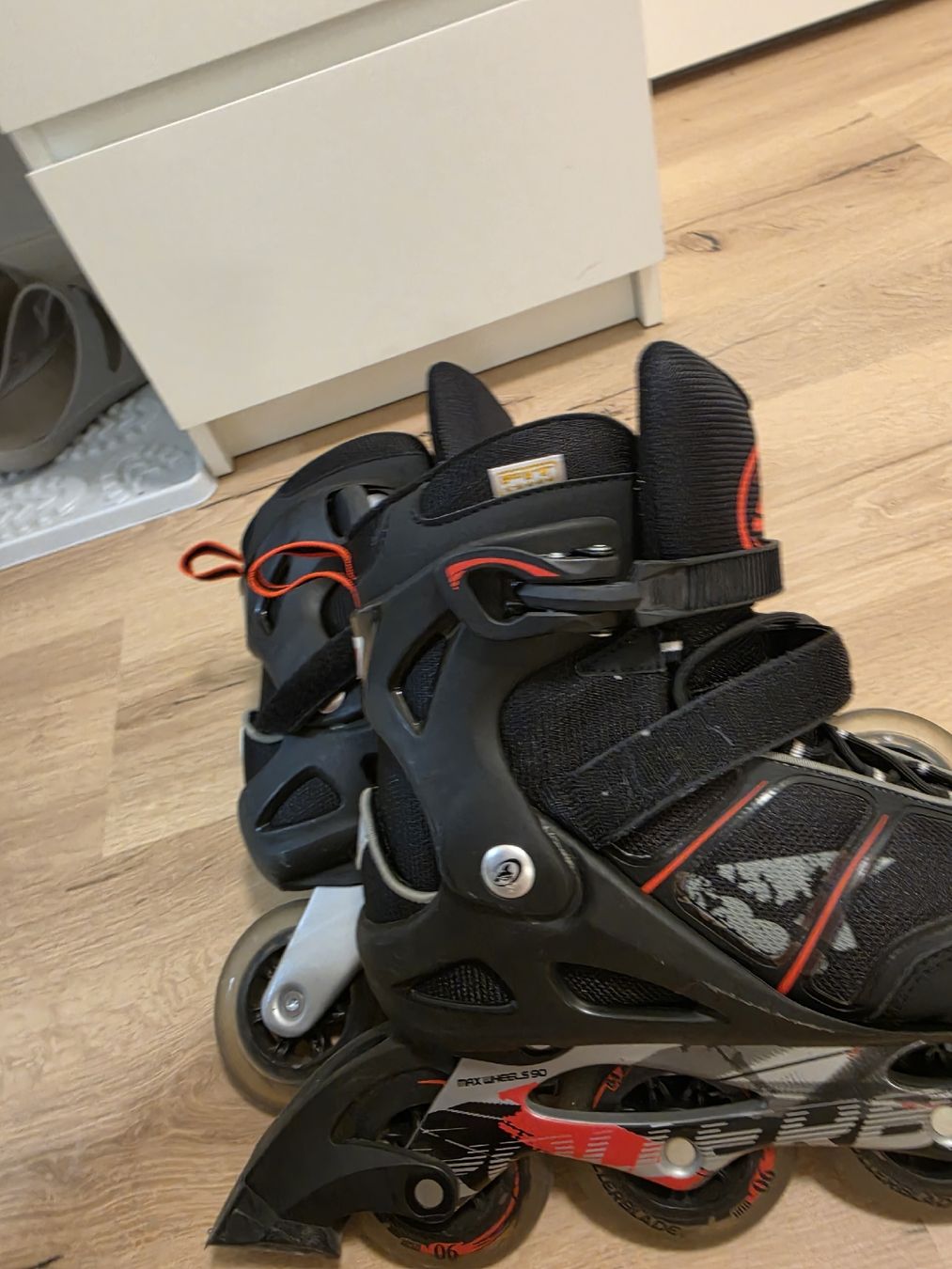 Inline-Skating & Rollschuhe: Rollerskates Rollerblade Grösse 44 gebraucht – Gebraucht aus Dottikon von Igneele 2