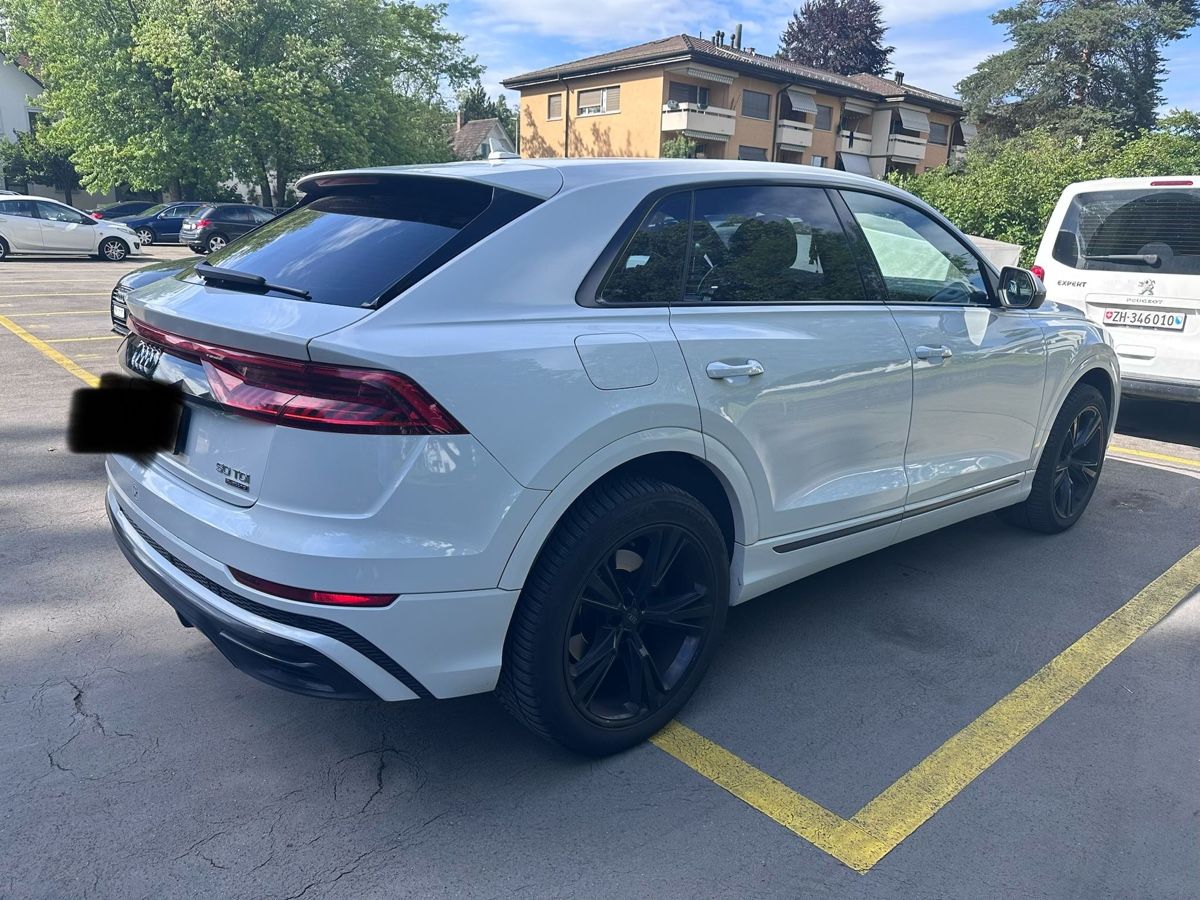 Audi Automobili: Audi Q8 50 TDI quattro – Usato da Zürich venduto da E_Mehmeti 7
