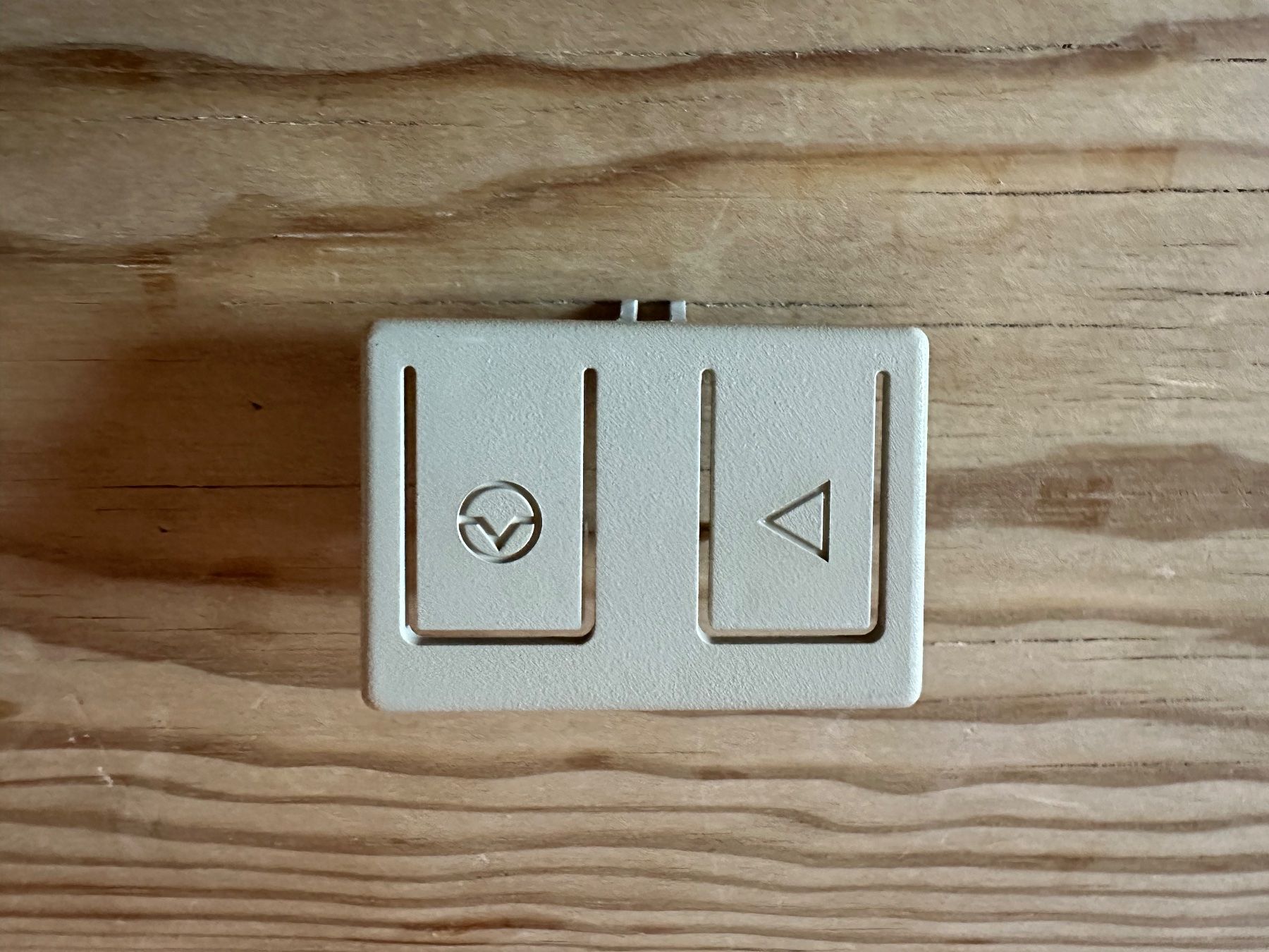 Interruttori: Apple Macintosh original Interrupt / Reset button – Usato da Lugano venduto da Mat_0_taM