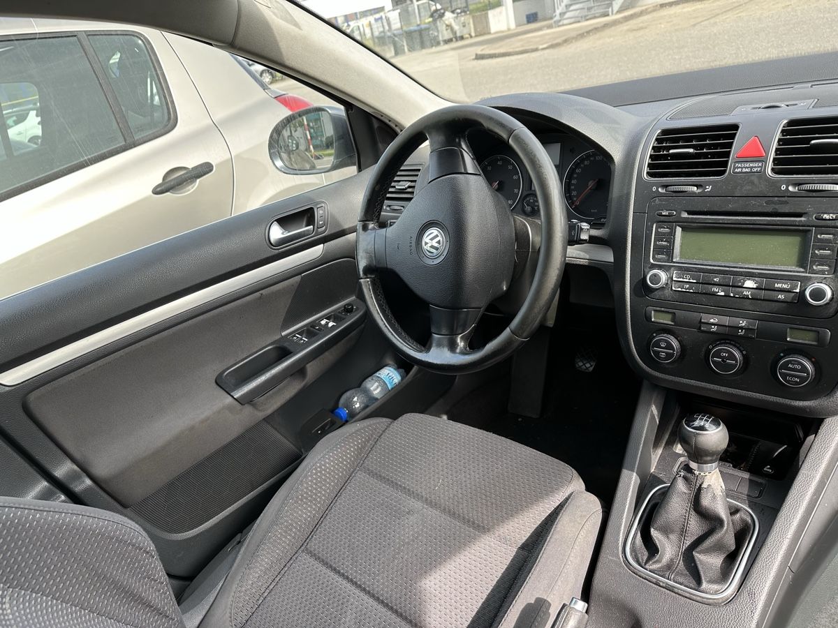 VW Autos: Vw Jetta 2.0T – Defekt aus Bellach von mpa_jjm5 3