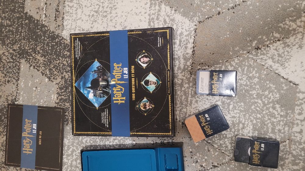 Jeu de cartes Trivial Pursuit Harry Potter Vol 1 - Boutique Harry Potter