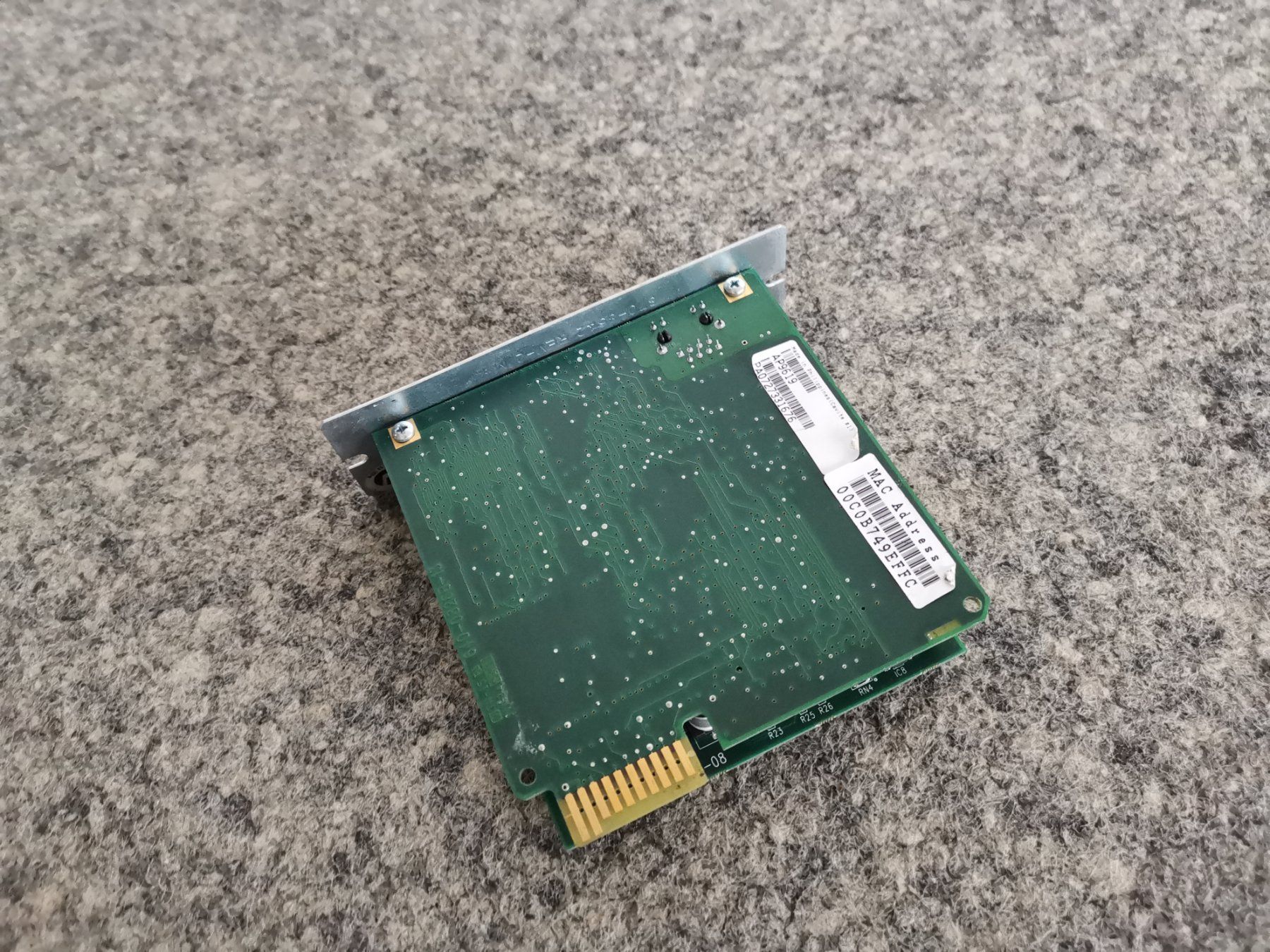 Server: APC UPS Network Management Card AP9619 – Usato da Zürich venduto da L-and-A 2