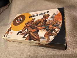 Airfix "Russian Infantry" 1:32 - Vintage Modellbausatz 1973