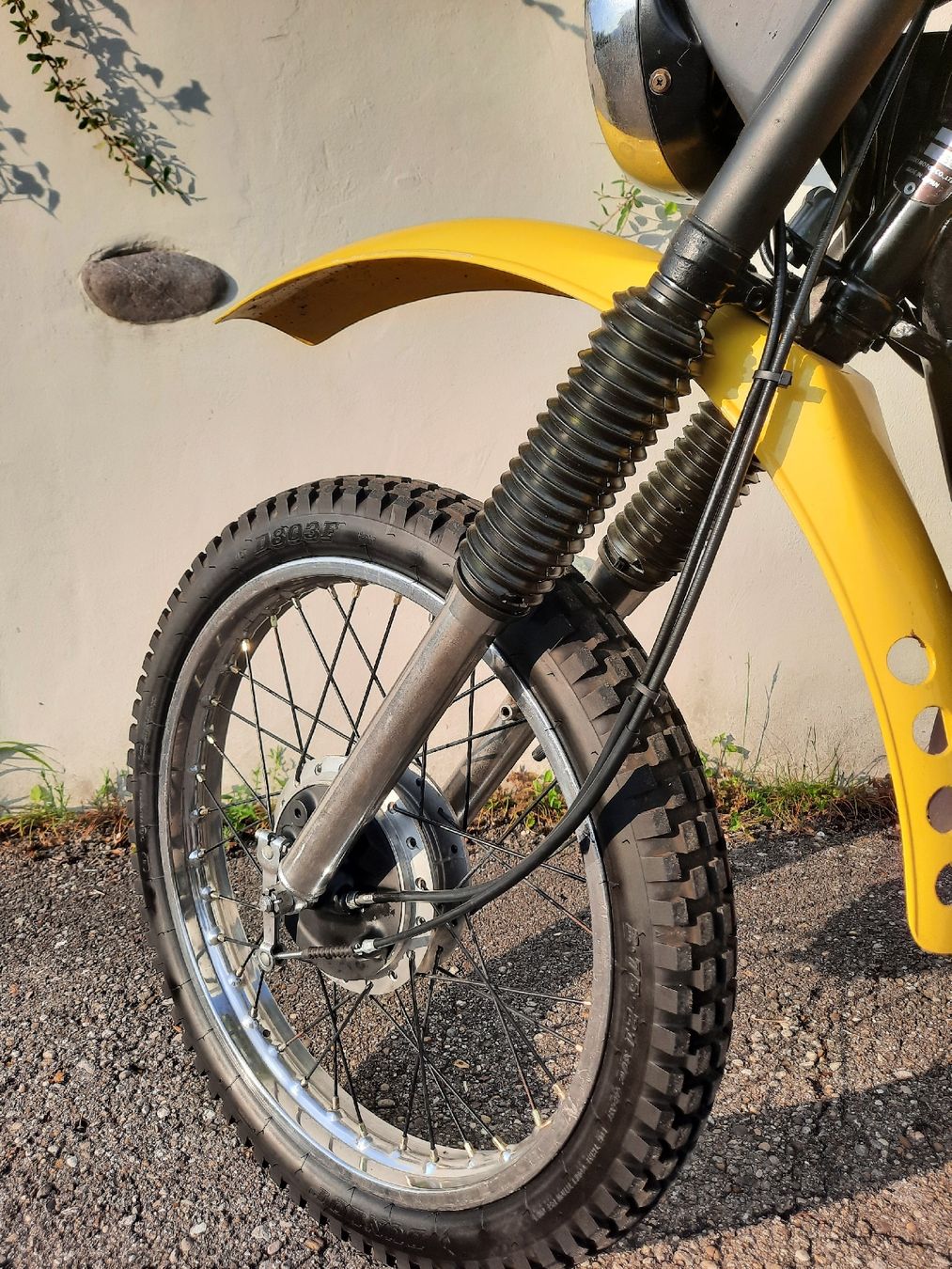 Enduro: Suzuki TS 250 1974 – Usato da Ulisbach venduto da Hari75 4