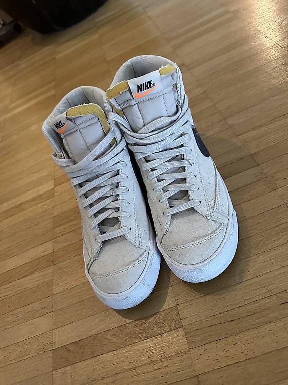 Herrenschuhe: Selten Getragene Nike Sneakers – Gebraucht aus Stans von go__hh9x 3
