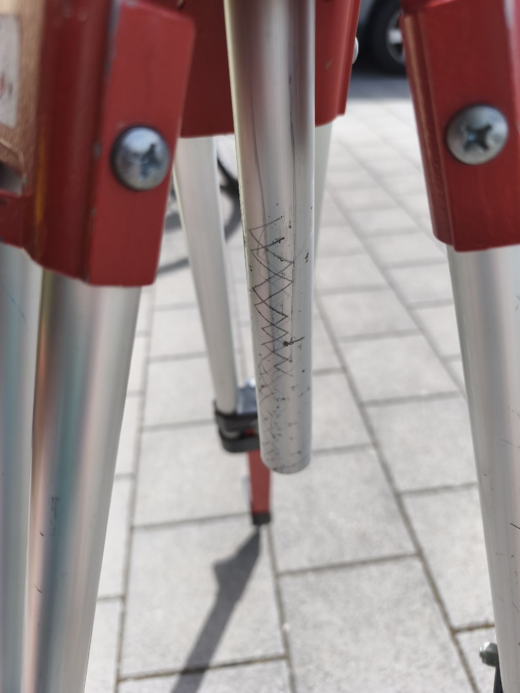 Hilti Tutti gli attrezzi: Hilti Stativ gebraucht – Usato da Recherswil venduto da Sruscha58 6