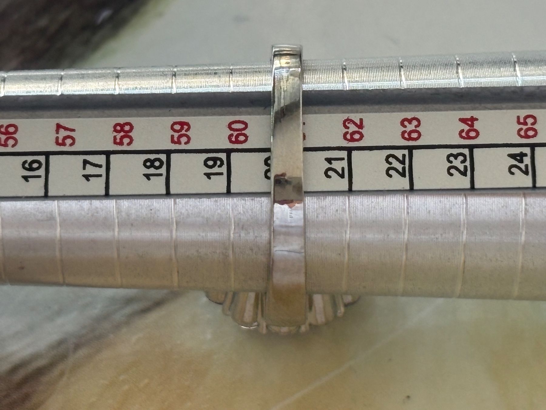 Anelli: Luxus Elegante Gr.19,5/9,5 Ring Farbe: Silber/Lilas – Nuovo (secondo la descrizione) da Biel-Bienne venduto da Roserosse13 4