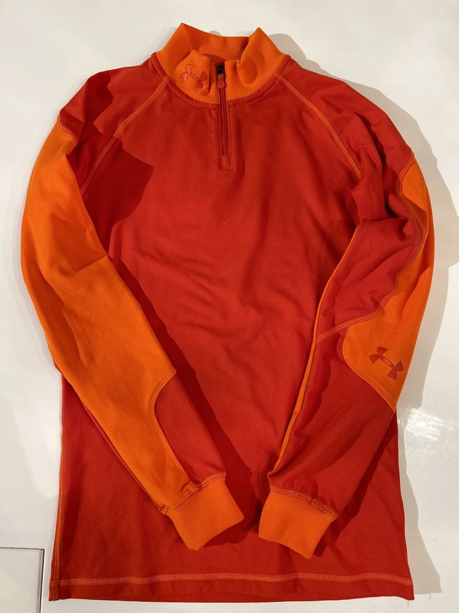 Under Armour Maglioni & Felpe: Sport Shirt – Usato da Jenins venduto da Pocahontas013 1