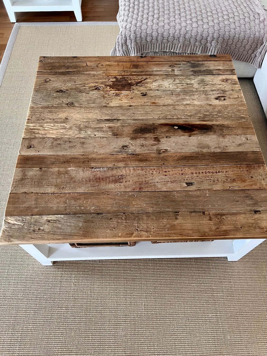 Tables: Salon- oder Club-Tisch aus Holz – D'occasion à Buchrain par ARNA1102 1