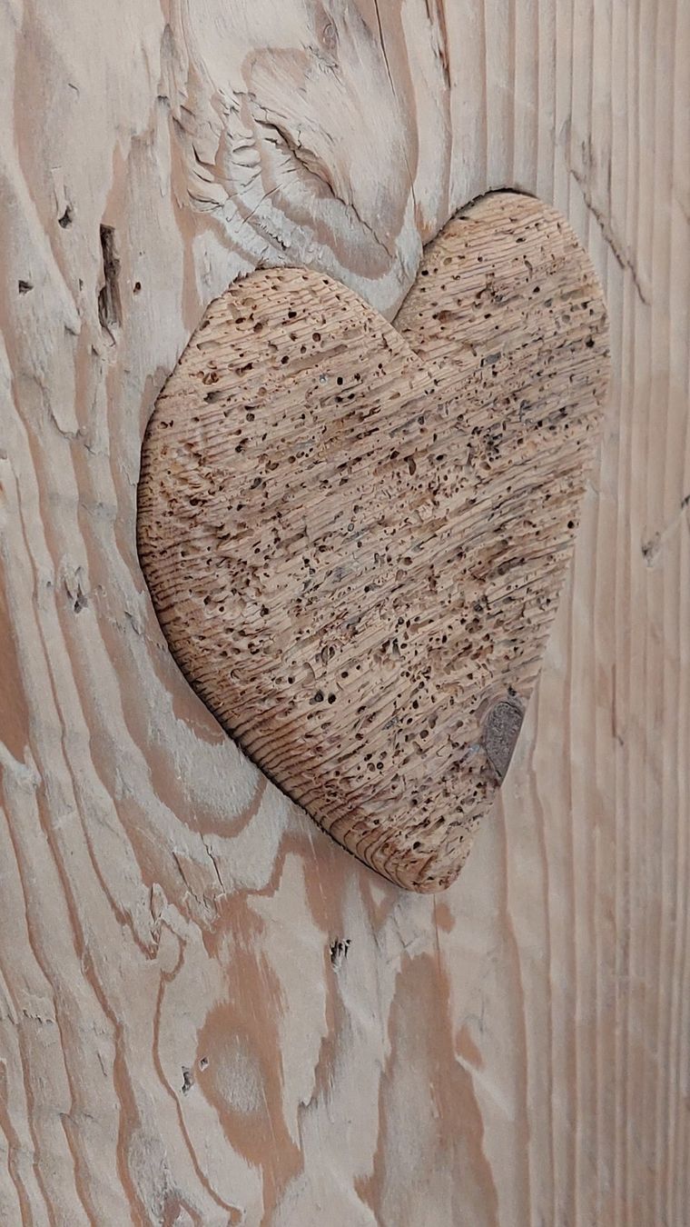 Tutte le decorazioni: Altholzsäule / Dekosäule mit Herz – Nuovo e nell'imballaggio originale da Egnach venduto da Oldwoodstyle 3